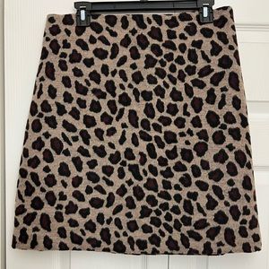 ⭐️ New With Tags Ann Taylor Print Pencil Skirt⭐️ Size 8